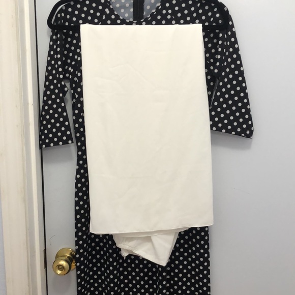 Vietnamese ao dài - Picture 3 of 3